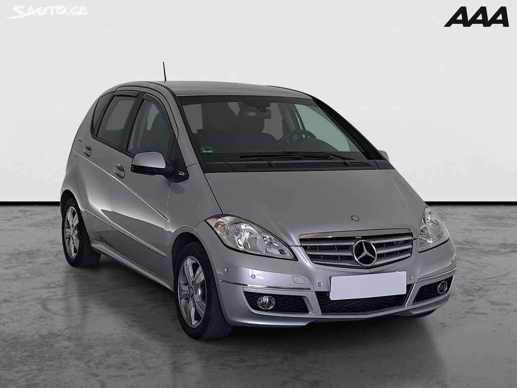 Mercedes-Benz Třídy A, 160, Automat, Kožené sedačky